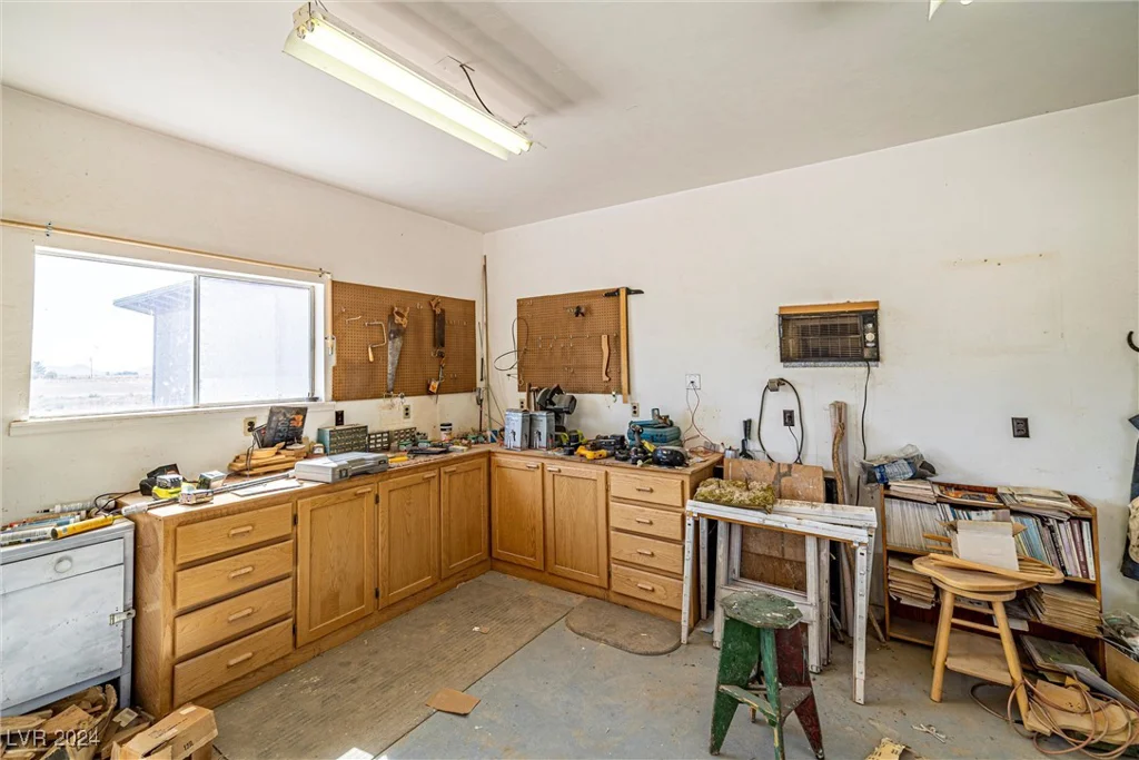 7800 Pioneer, Pahrump, NV 89061