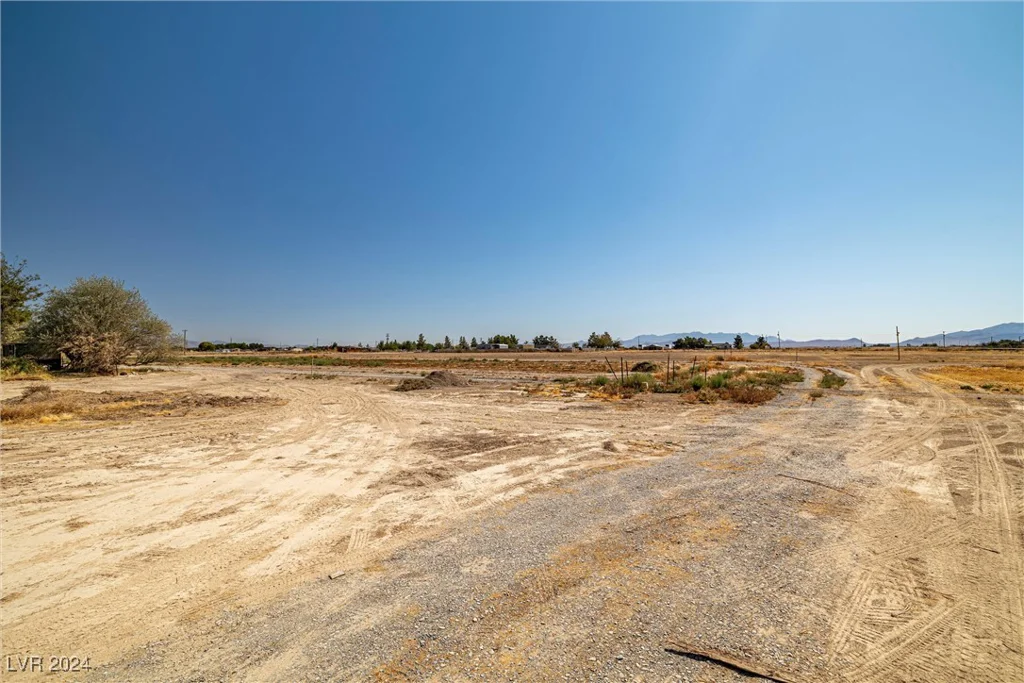 7800 Pioneer, Pahrump, NV 89061
