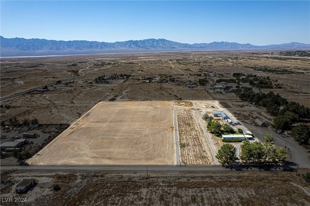 7800 Pioneer, Pahrump, NV 89061