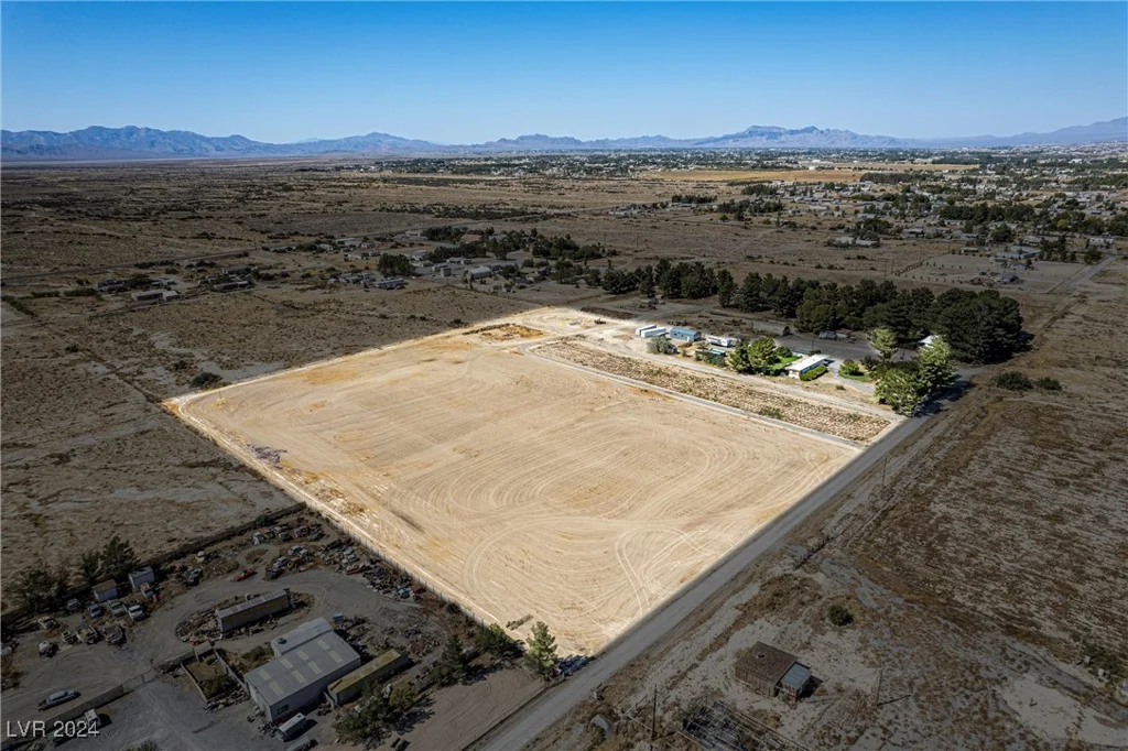 7800 Pioneer, Pahrump, NV 89061