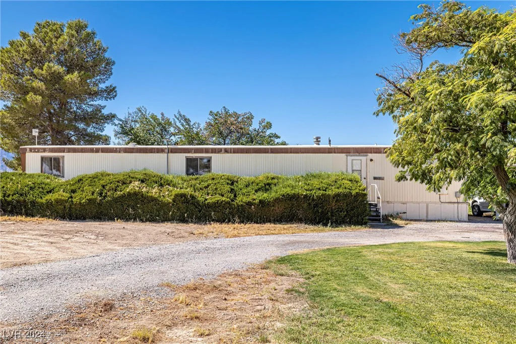7800 Pioneer, Pahrump, NV 89061