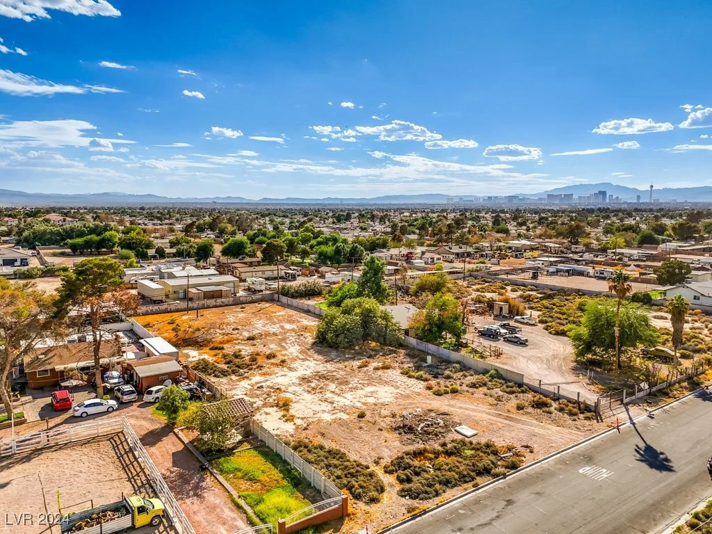 5039 Van Buren, Las Vegas, NV 89110