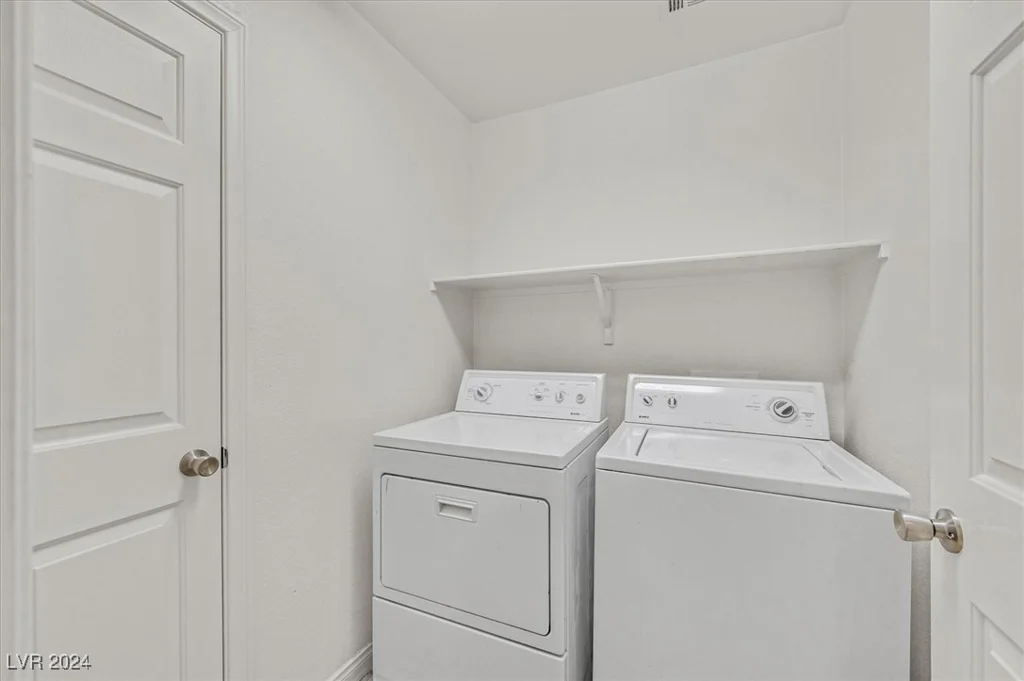 8524 Bighorn River, Las Vegas, NV 89131