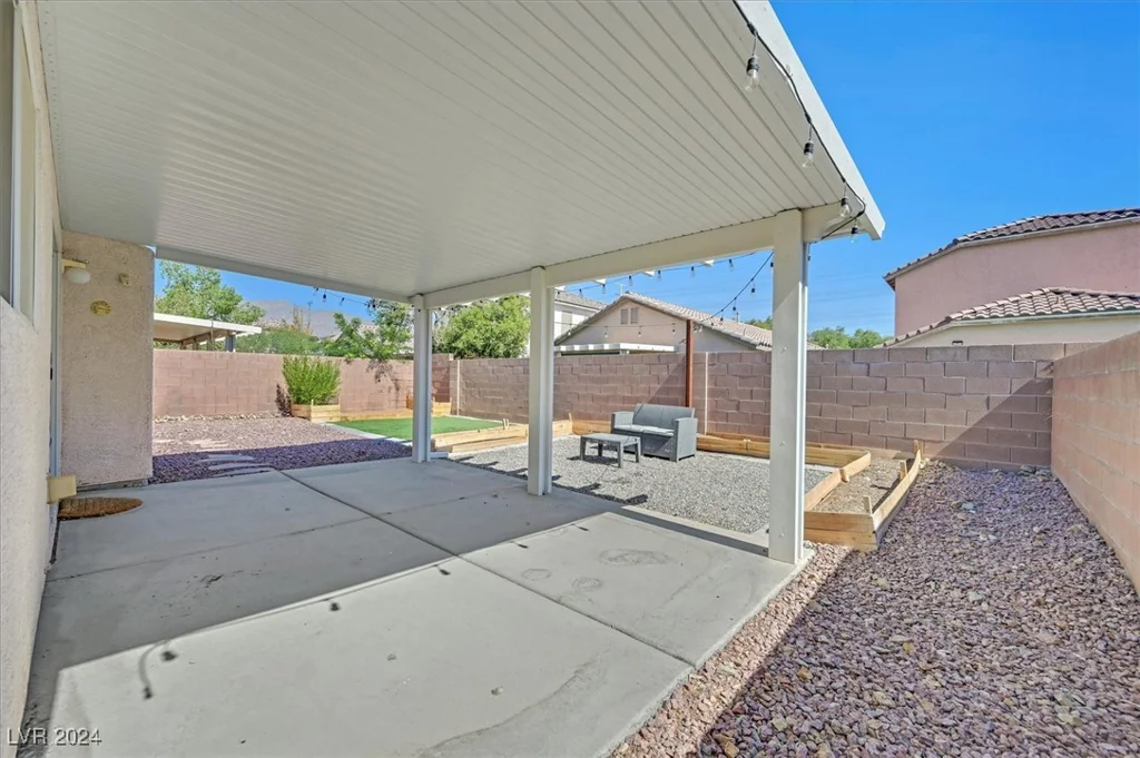 8524 Bighorn River, Las Vegas, NV 89131