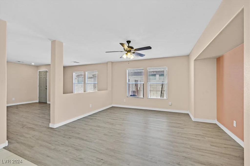 8524 Bighorn River, Las Vegas, NV 89131