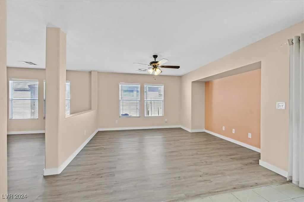 8524 Bighorn River, Las Vegas, NV 89131