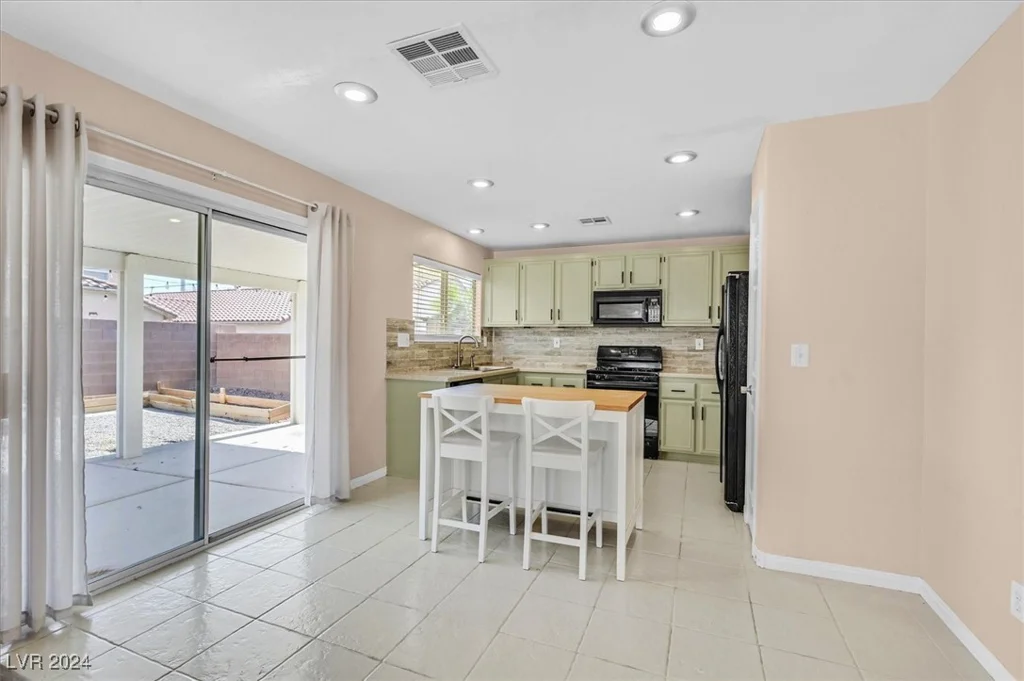 8524 Bighorn River, Las Vegas, NV 89131