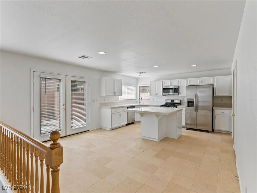 927 Sterling Thorn, Las Vegas, NV 89183