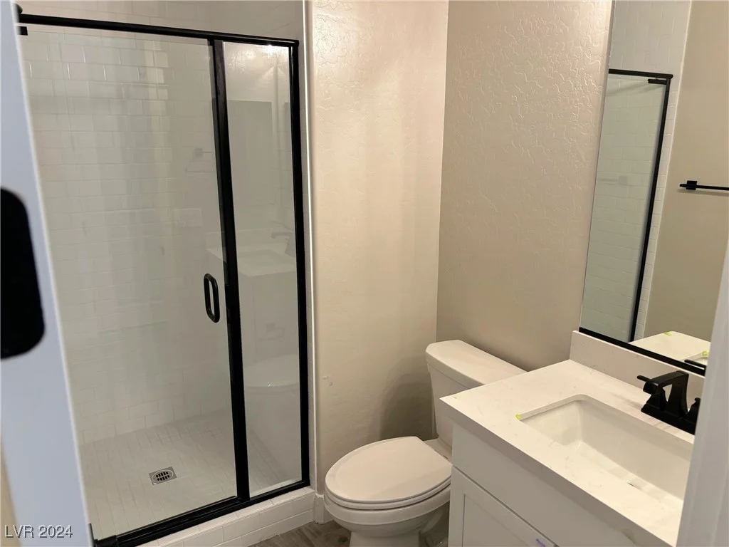 2252 Bird Of Prey, Las Vegas, NV 89138
