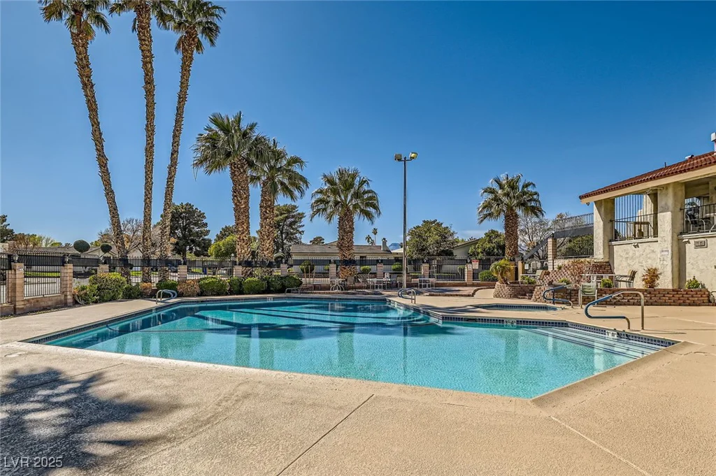 5701 Pearldrop, Las Vegas, NV 89107