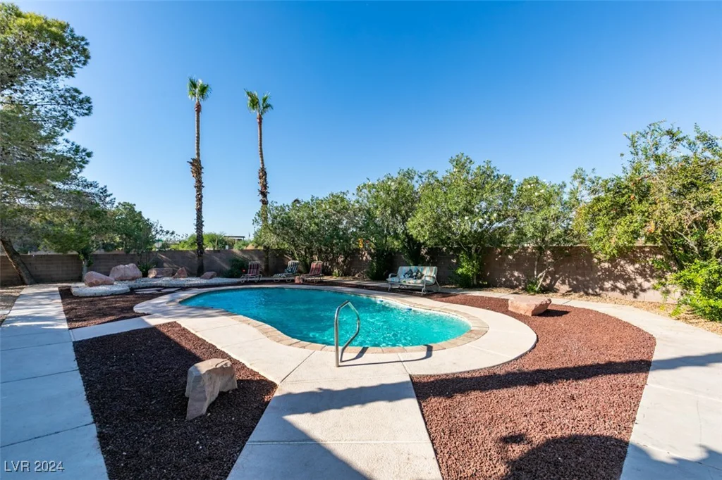 4490 Warm Springs, Las Vegas, NV 89118