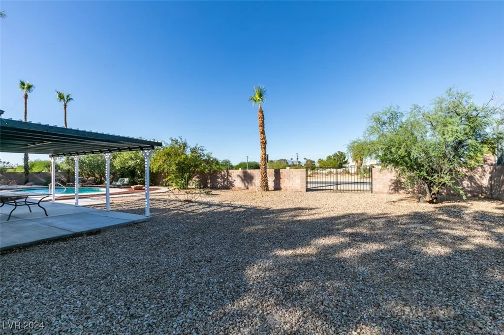 4490 Warm Springs, Las Vegas, NV 89118