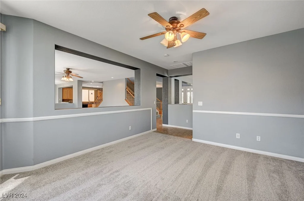 5889 Shining Moon, Las Vegas, NV 89131