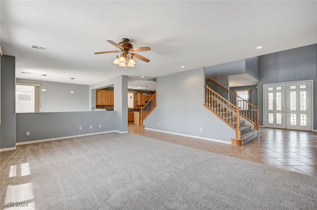 5889 Shining Moon, Las Vegas, NV 89131