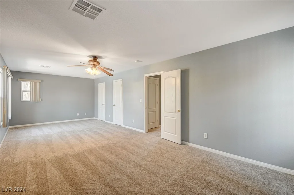 5889 Shining Moon, Las Vegas, NV 89131