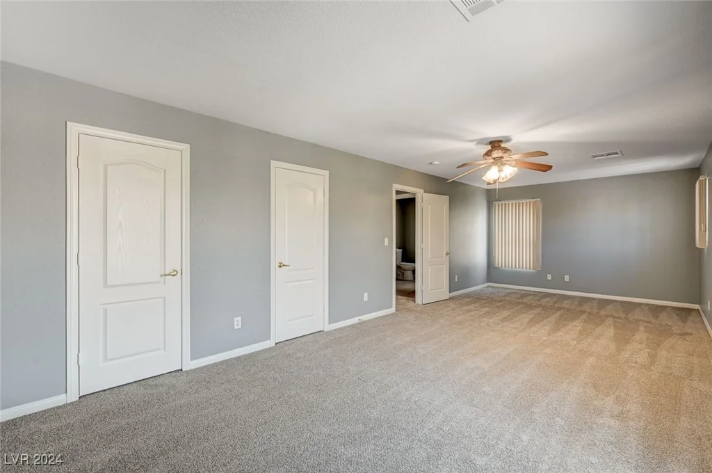 5889 Shining Moon, Las Vegas, NV 89131