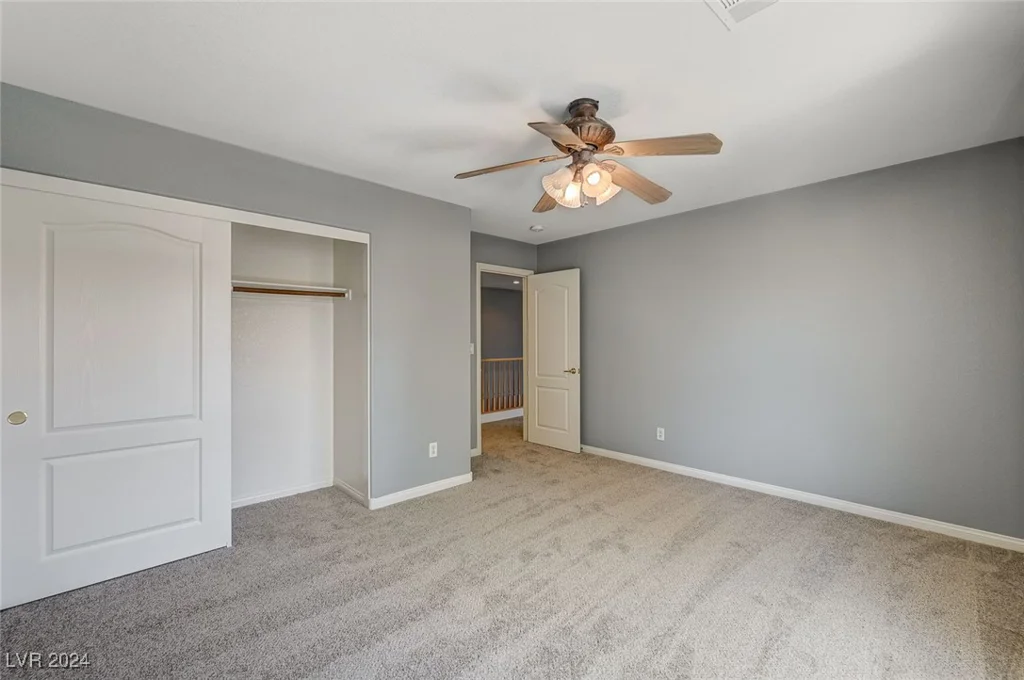 5889 Shining Moon, Las Vegas, NV 89131