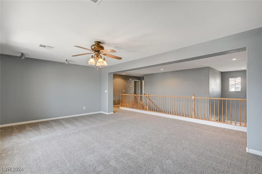 5889 Shining Moon, Las Vegas, NV 89131