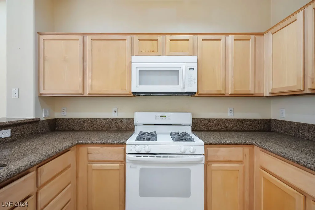 7902 Sagebrush Bend, Las Vegas, NV 89113