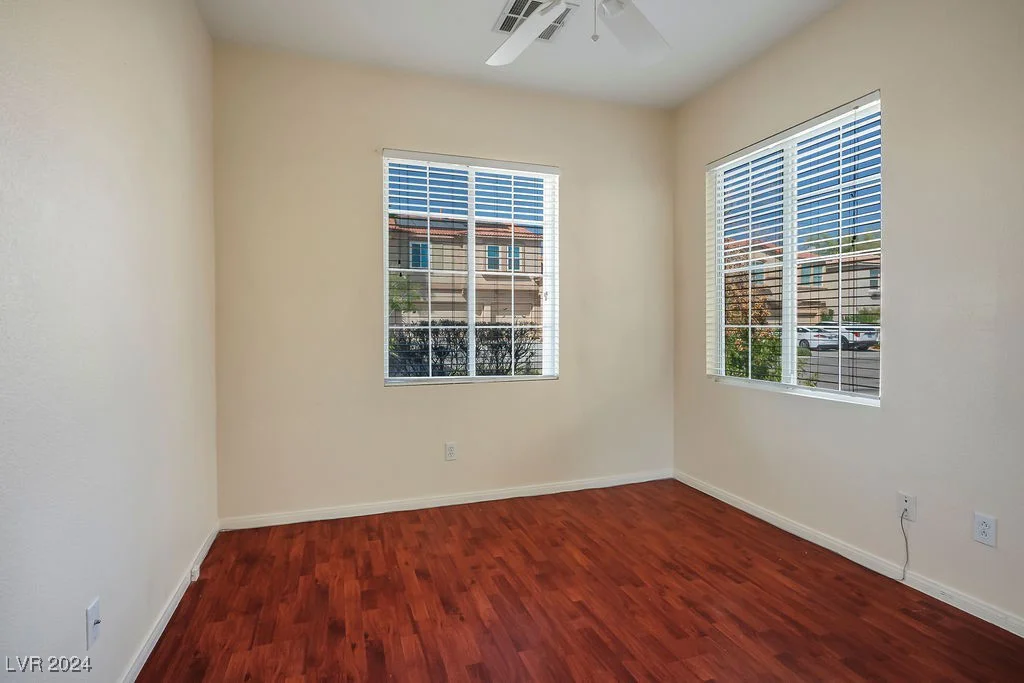 7902 Sagebrush Bend, Las Vegas, NV 89113