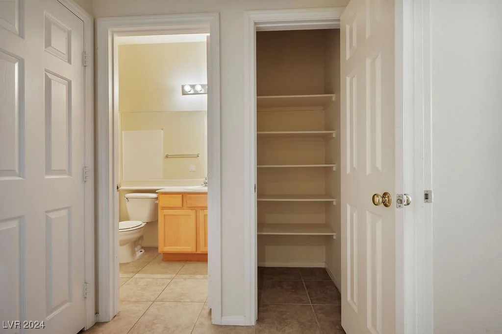7902 Sagebrush Bend, Las Vegas, NV 89113