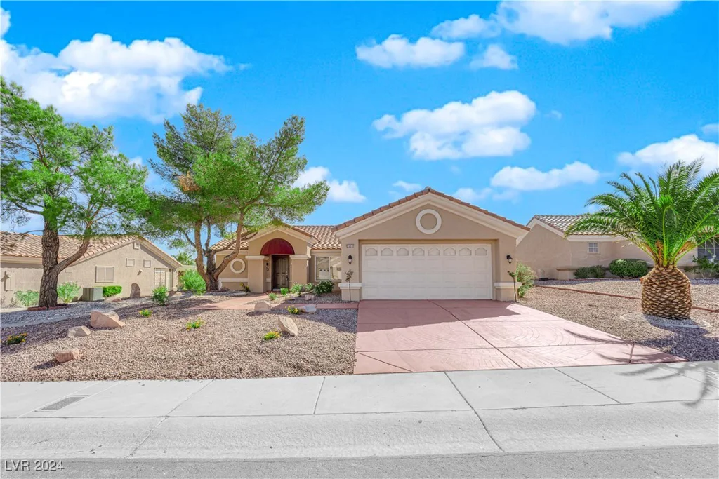 2600 Youngdale, Las Vegas, NV 89134