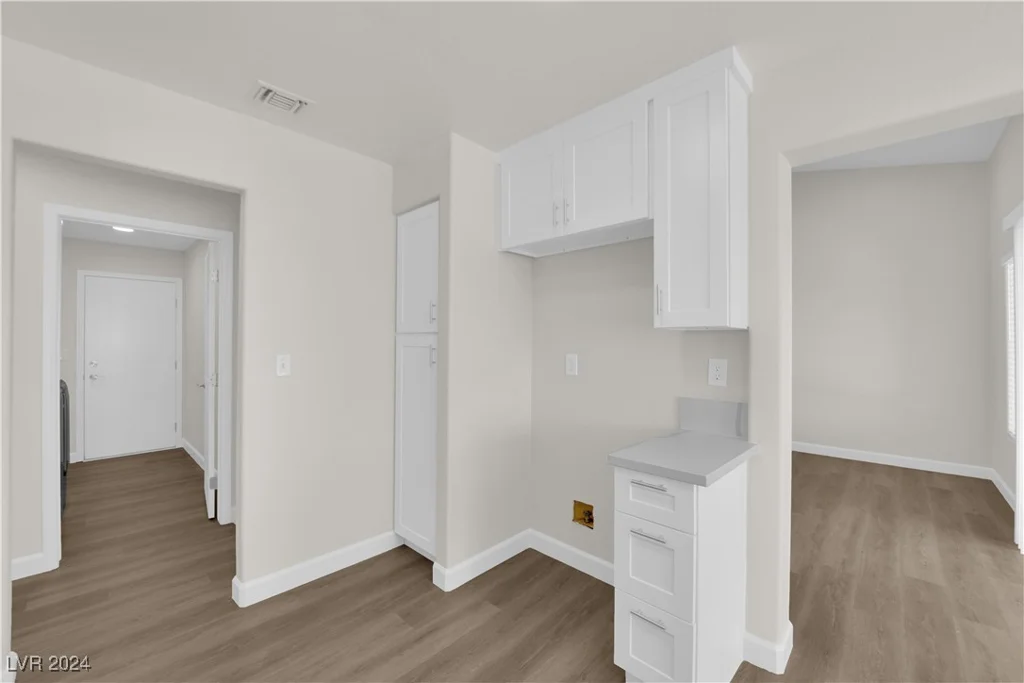 2600 Youngdale, Las Vegas, NV 89134