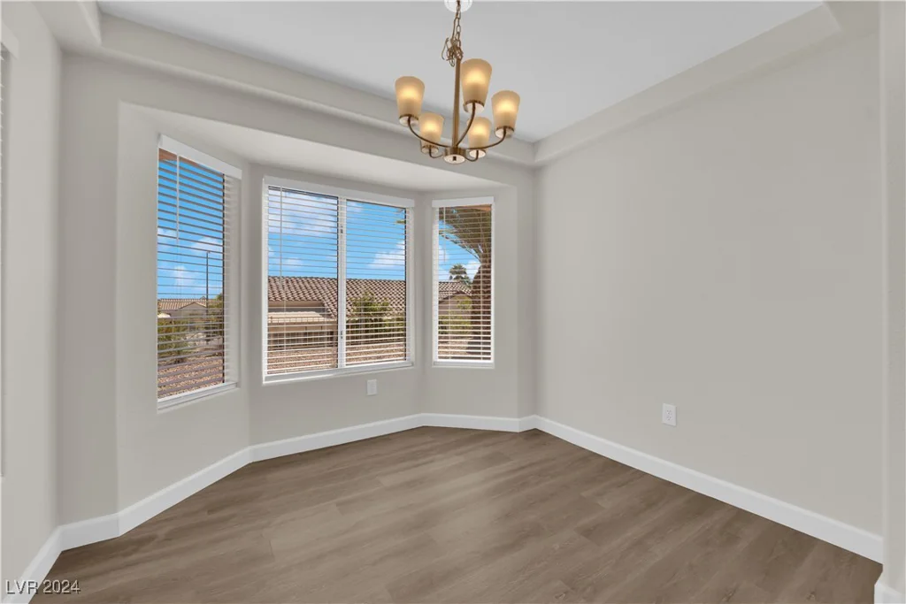 2600 Youngdale, Las Vegas, NV 89134