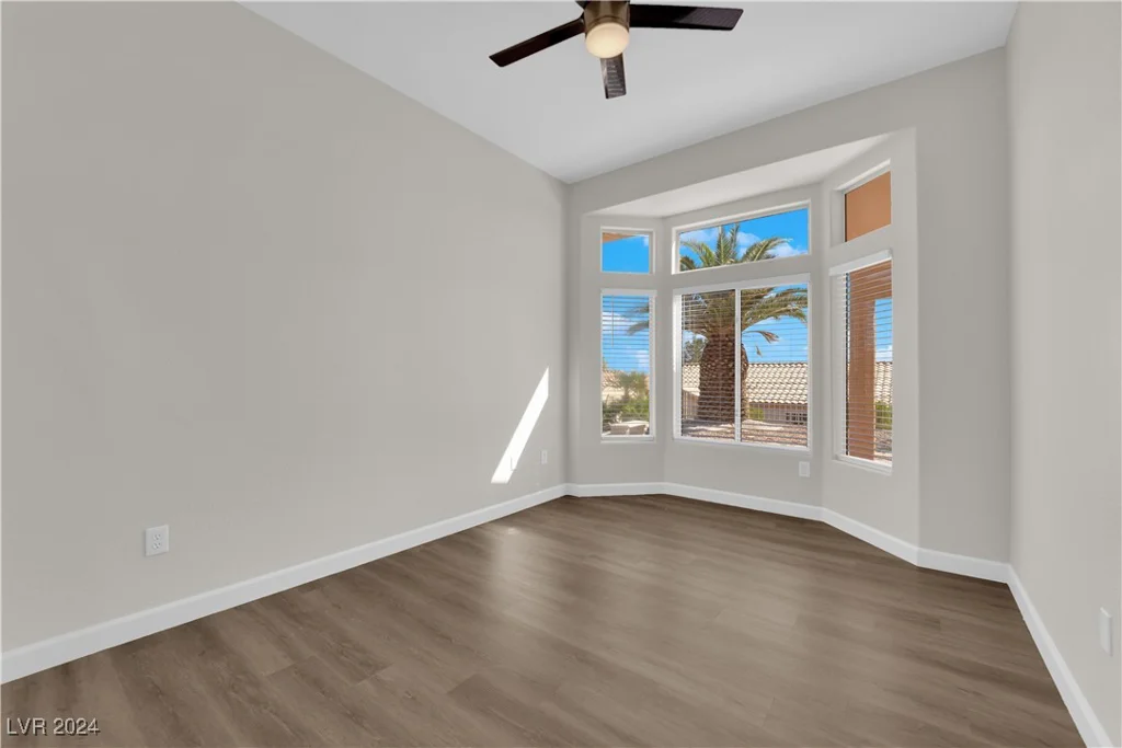 2600 Youngdale, Las Vegas, NV 89134