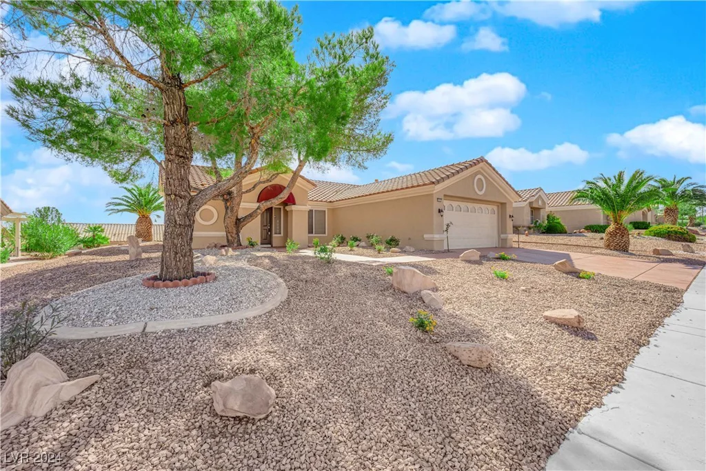 2600 Youngdale, Las Vegas, NV 89134