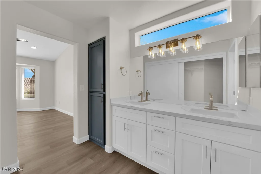 2600 Youngdale, Las Vegas, NV 89134