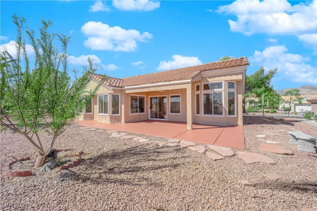 2600 Youngdale, Las Vegas, NV 89134