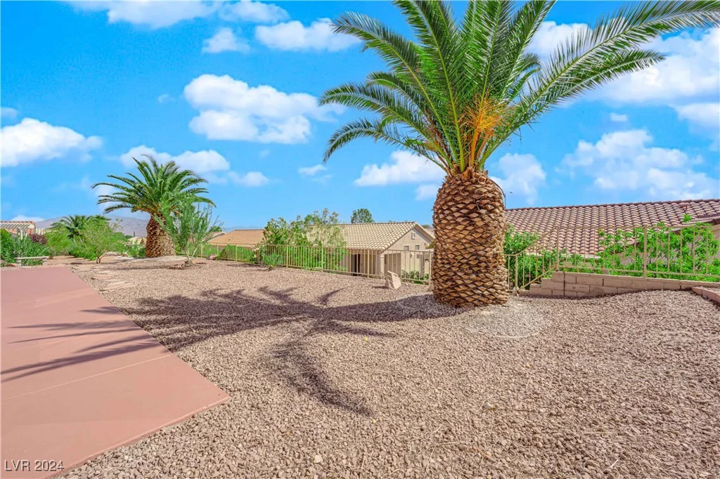 2600 Youngdale, Las Vegas, NV 89134