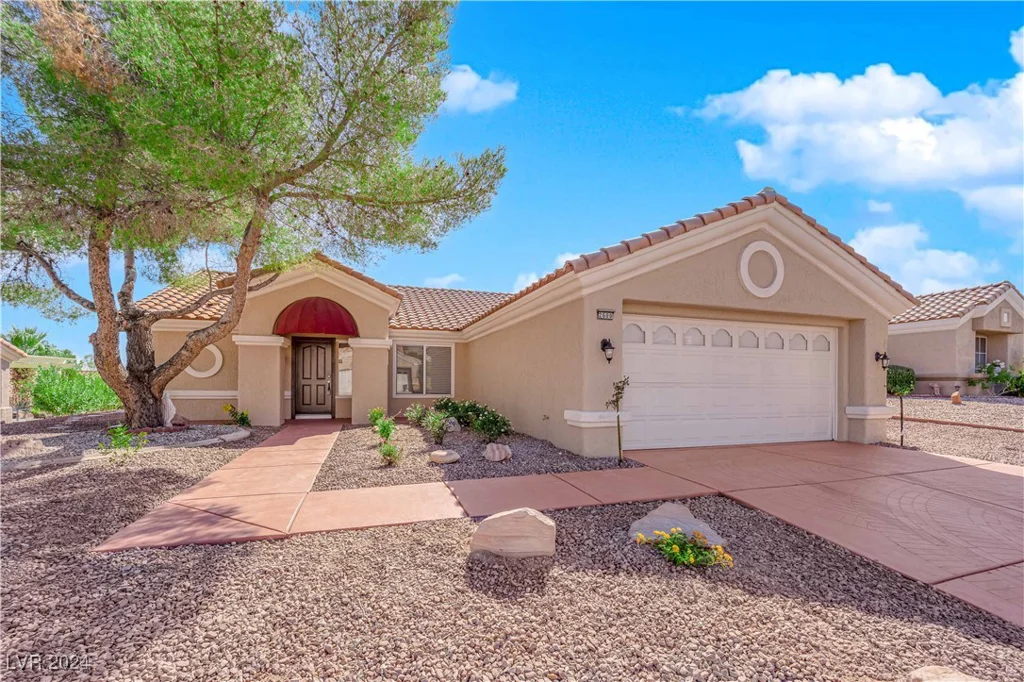 2600 Youngdale, Las Vegas, NV 89134