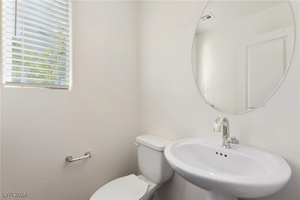 6816 Alpine White, North Las Vegas, NV 89086