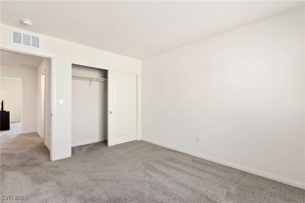 6816 Alpine White, North Las Vegas, NV 89086