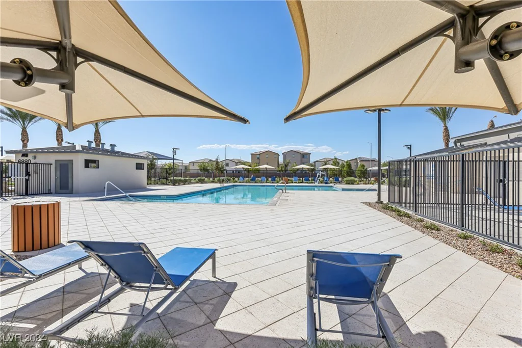 6816 Alpine White, North Las Vegas, NV 89086