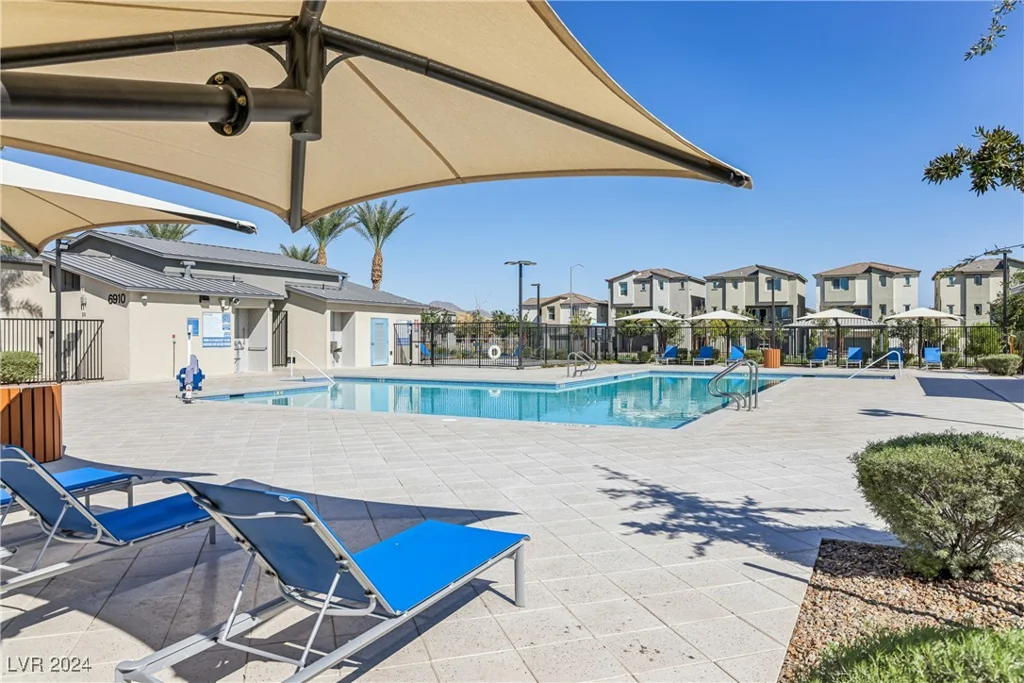 6816 Alpine White, North Las Vegas, NV 89086