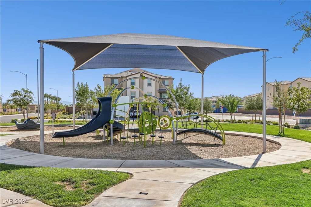 6816 Alpine White, North Las Vegas, NV 89086