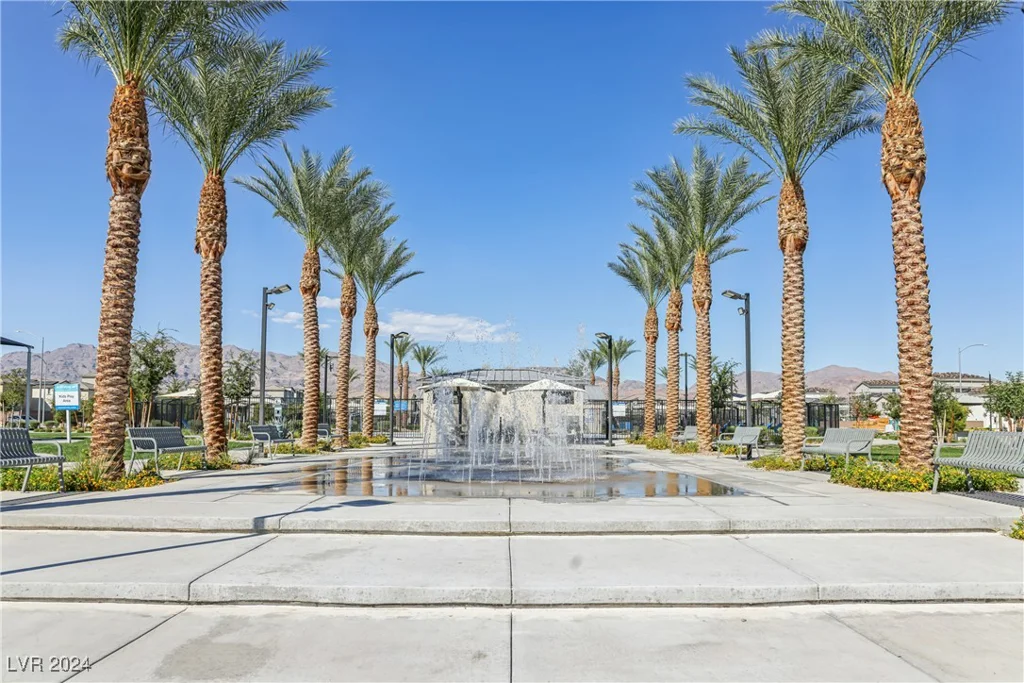 6816 Alpine White, North Las Vegas, NV 89086