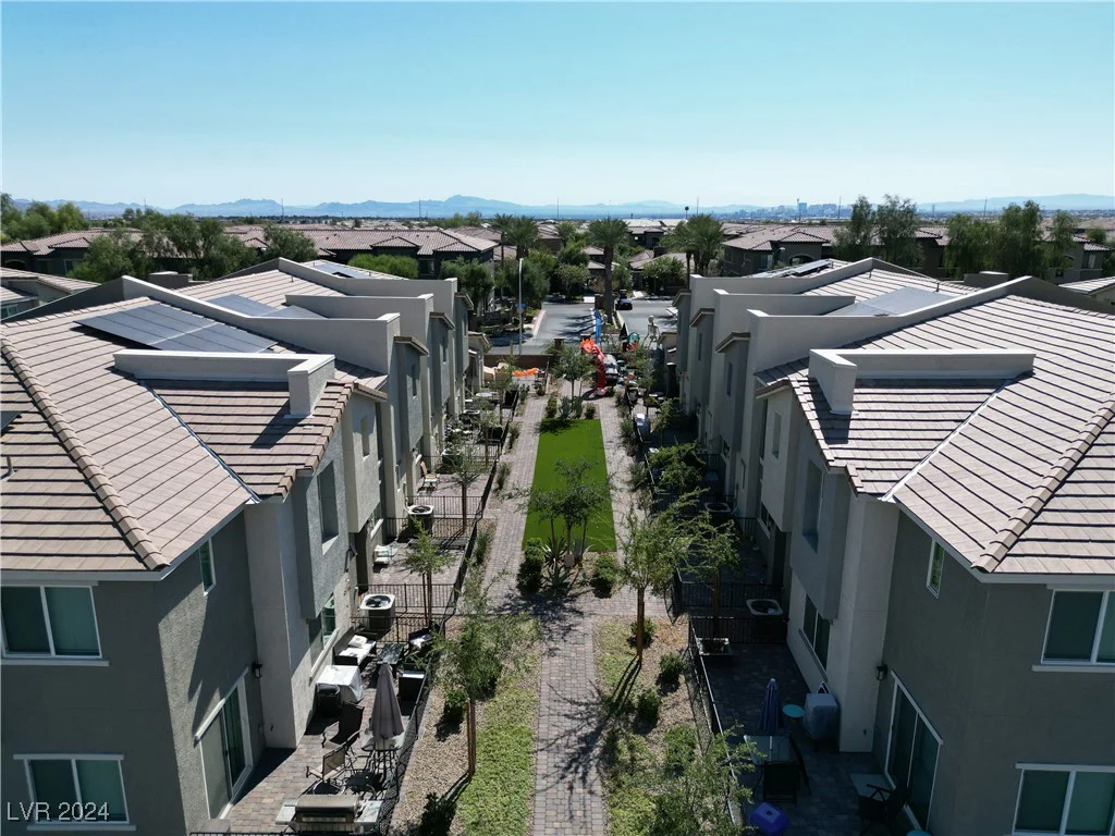 6816 Alpine White, North Las Vegas, NV 89086