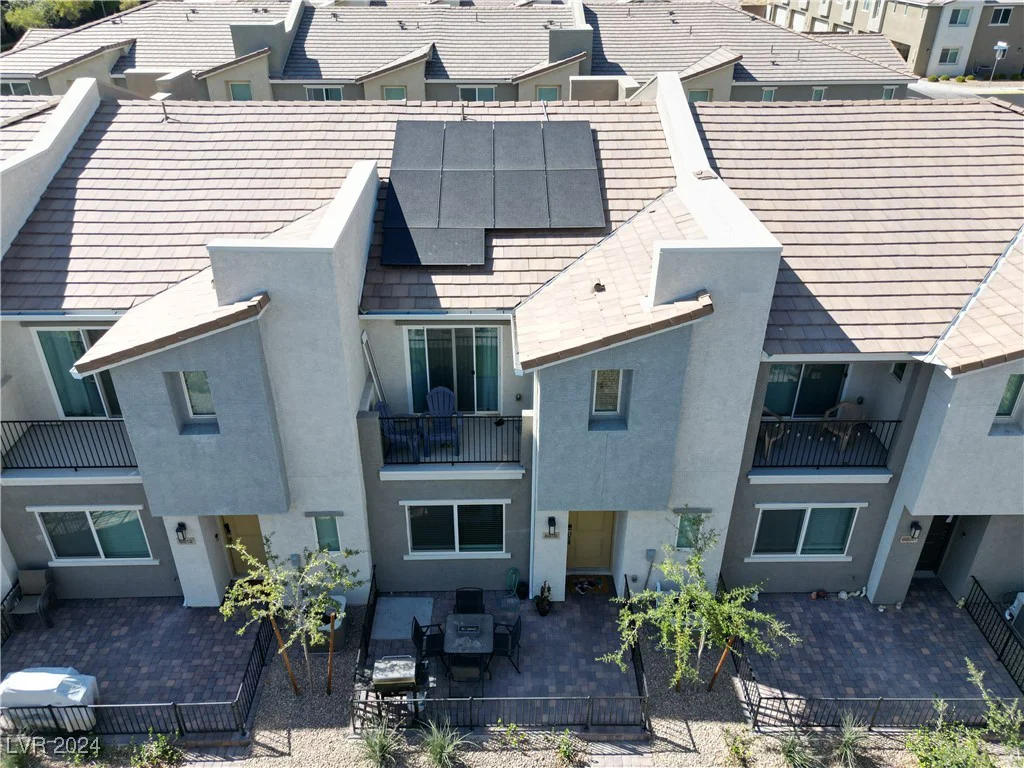 6816 Alpine White, North Las Vegas, NV 89086