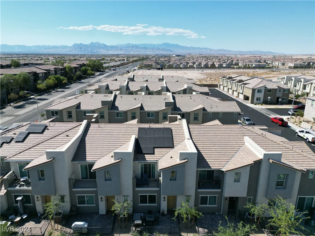 6816 Alpine White, North Las Vegas, NV 89086