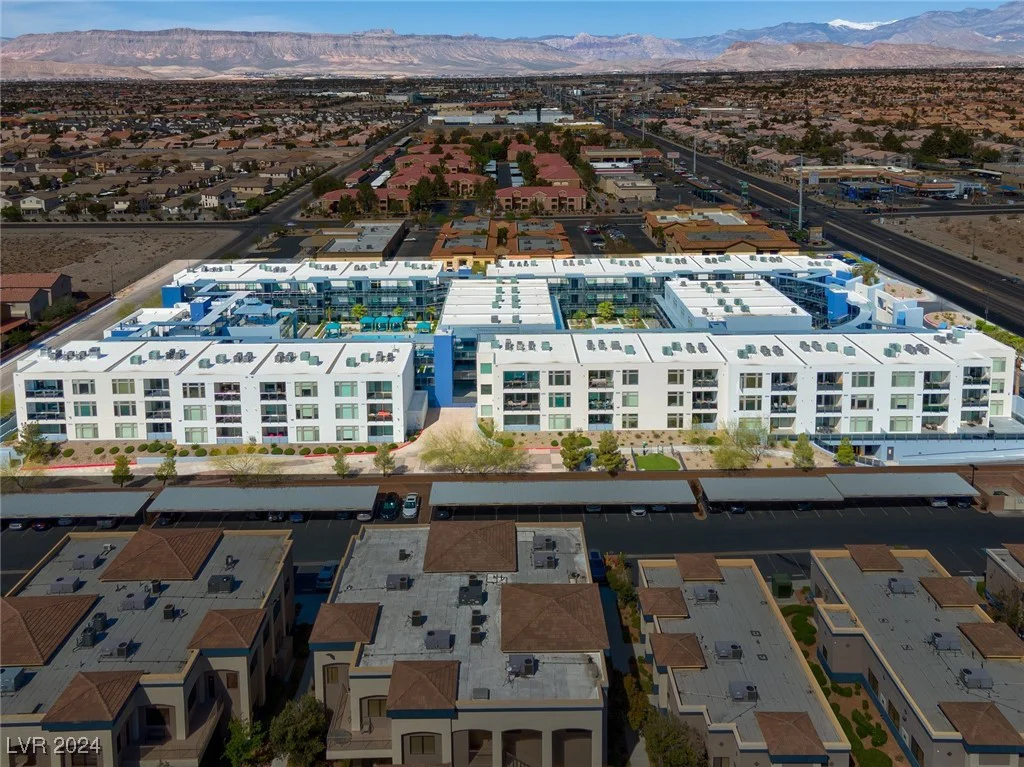 8925 Flamingo, Las Vegas, NV 89147