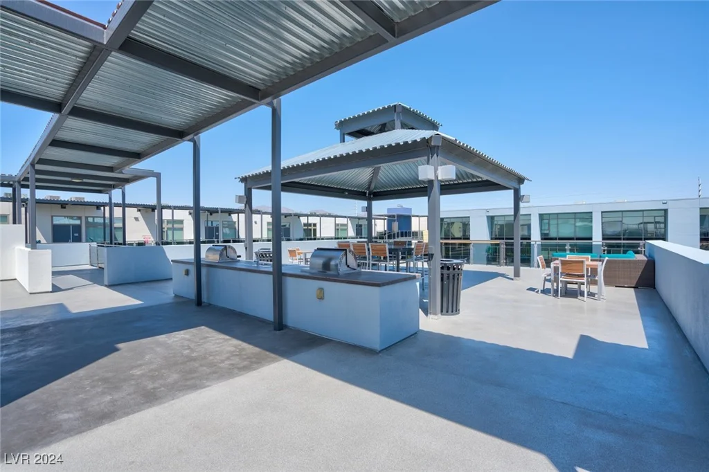 8925 Flamingo, Las Vegas, NV 89147