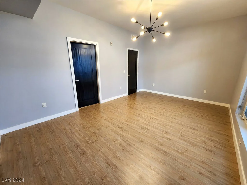 8925 Flamingo, Las Vegas, NV 89147