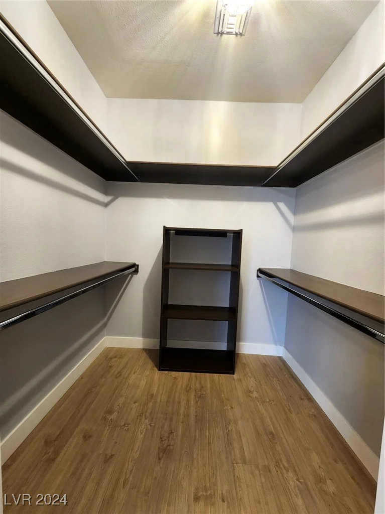 8925 Flamingo, Las Vegas, NV 89147
