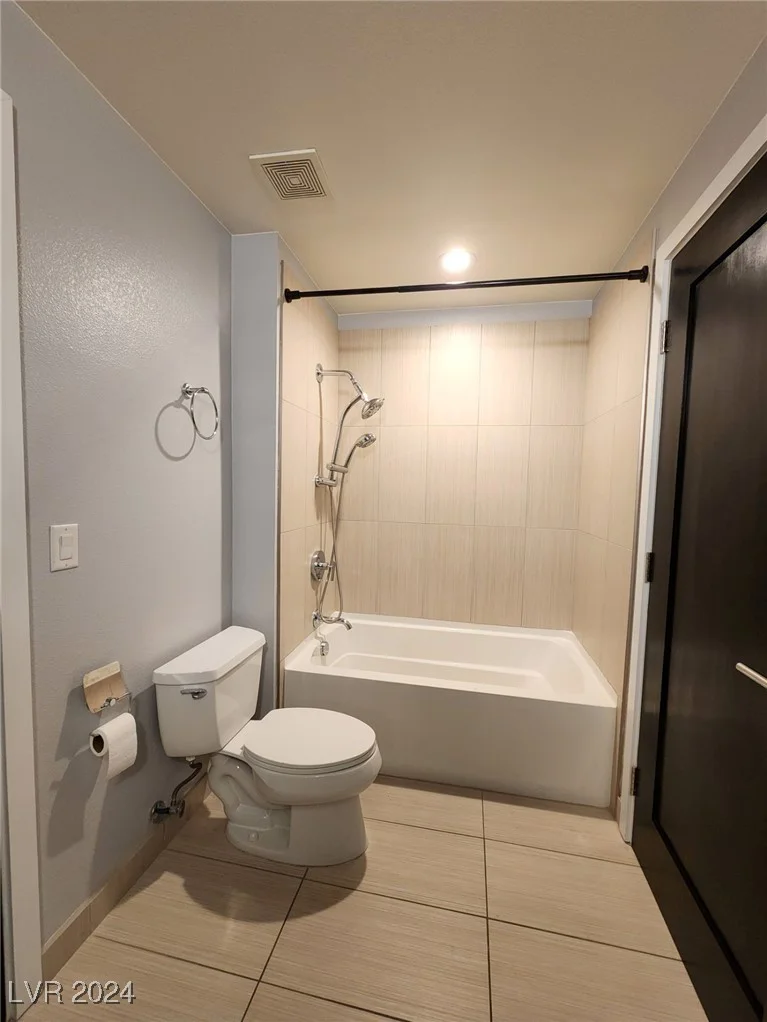 8925 Flamingo, Las Vegas, NV 89147