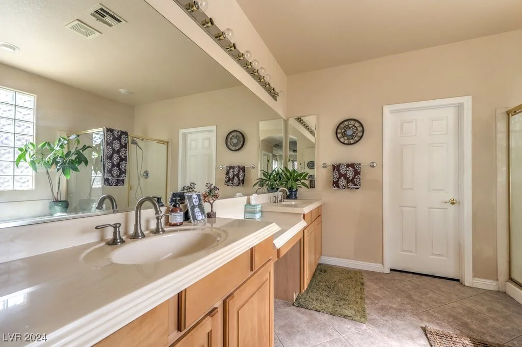 10909 Bramante, Las Vegas, NV 89141