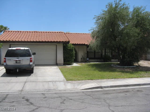 322 Oliveiro, Henderson, NV 89014